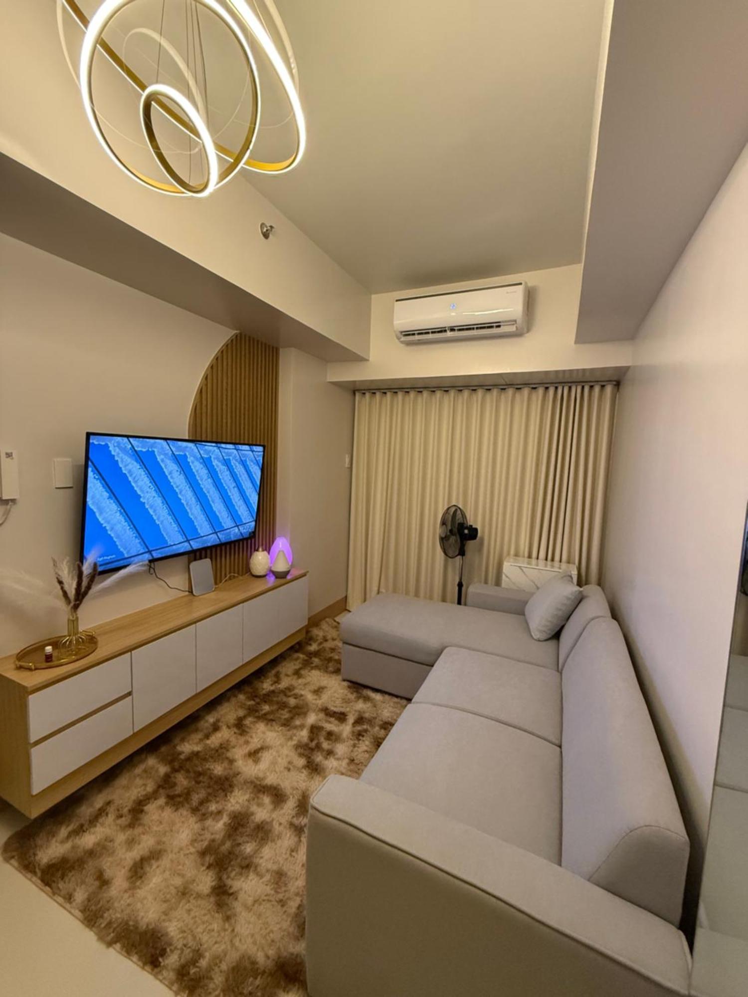 Aparthotel Glamorous Smdc Shore 3, 5 Star Rate Bnb-wifi-netflix *