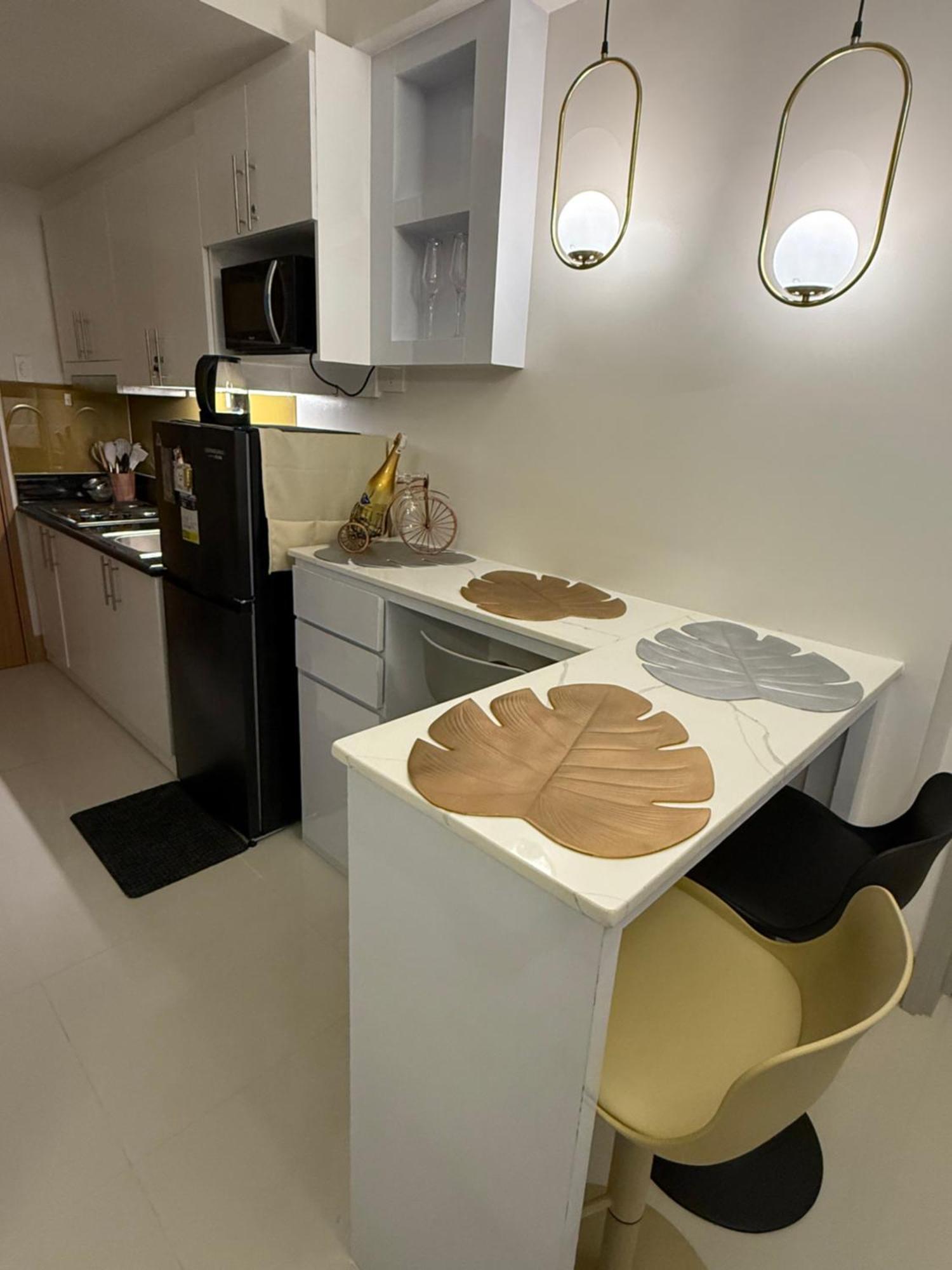 Glamorous Smdc Shore 3, 5 Star Rate Bnb-wifi-netflix * Manila