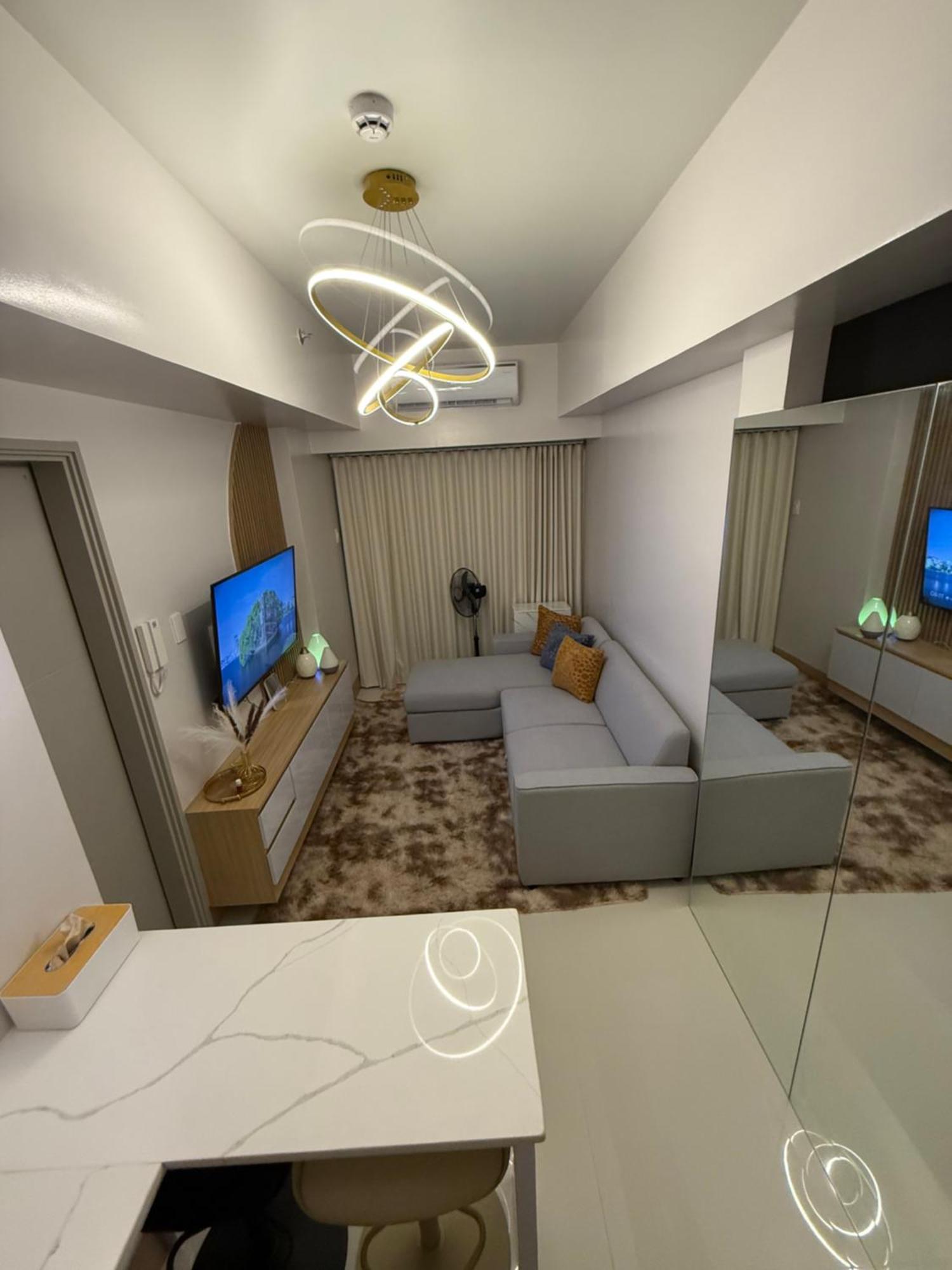 Aparthotel Glamorous Smdc Shore 3, 5 Star Rate Bnb-wifi-netflix